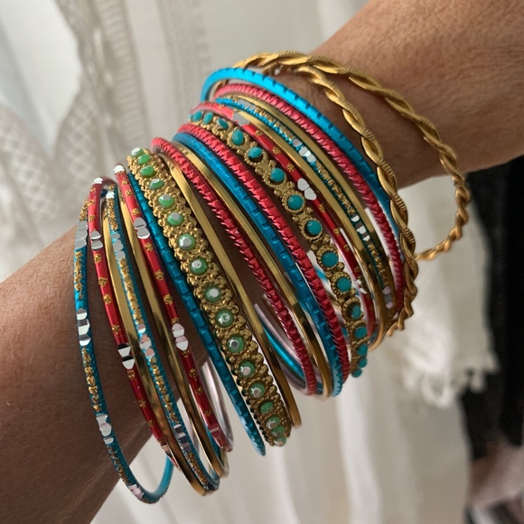 Bangles Bracelet - NEW - Picture 1 of 3